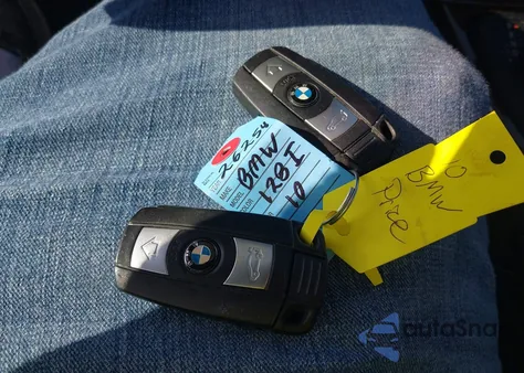 2010 BMW 128I из США, поврежденный, VIN WBAUL7C5XAVJ78010